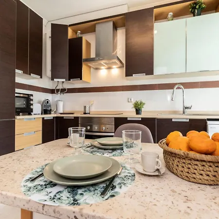 Akisol Olhos De Agua Lyrical